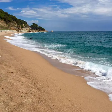 Holidays En Y Montana 公寓 阿雷尼斯德马尔